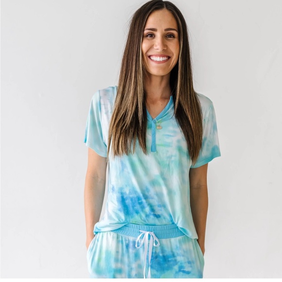 Little Sleepies Other - Little Sleepies Tidepool Watercolor Pajama Set Women’s Size Large